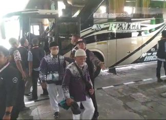 Ratusan Calhaj Kloter Pertama SOC Solo Tiba di Asrama Haji Donohudan