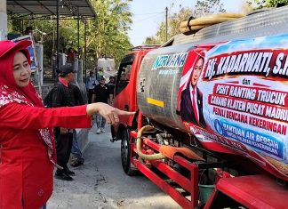 Ringankan Warga Tugurejo Bayat Terdampak Kekeringan, Kadarwati DPRD Jateng dan PSHT Ranting Trucuk Dropping Air Bersih